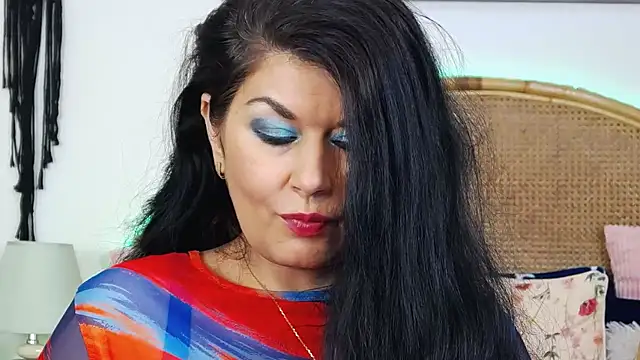 EllenGrace online show from 03.17.25