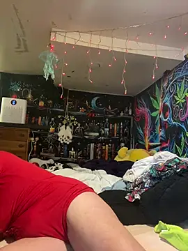 TrenaAnne online show from 03.20.26