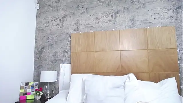 JainaRogers online show from 01.23.25