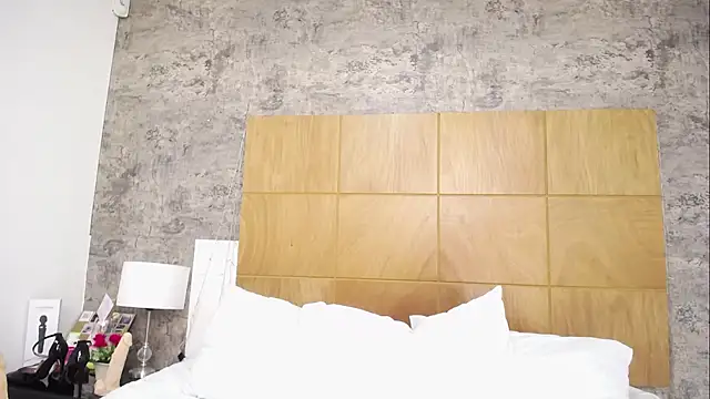 JainaRogers online show from 09.16.25