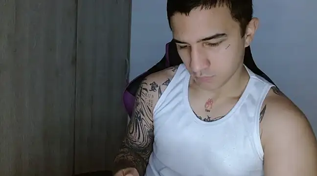 Snapshot of Sisoyalejo420 chatting on 01.03.25 Sisoyalejo420 online show from 01.03.25