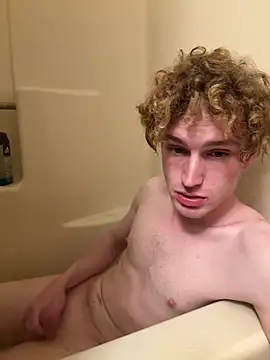 Snapshot of CreamyAustin chatting on 03.10.26 CreamyAustin online show from 03.10.26