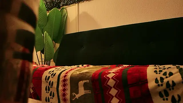 Snapshot of POCARI_SWEAT chatting on 10.19.25 POCARI SWEAT online show from 10.19.25