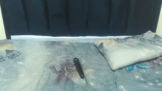 Snapshot of EBONY_WILD_ASS chatting on 10.31.25 EBONY WILD ASS online show from 10.31.25