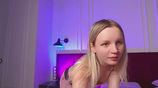 Snapshot of Beatrica_Klein chatting on 01.20.25 Beatrica Klein online show from 01.20.25