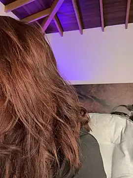 EmaSaenz online show from 03.19.25