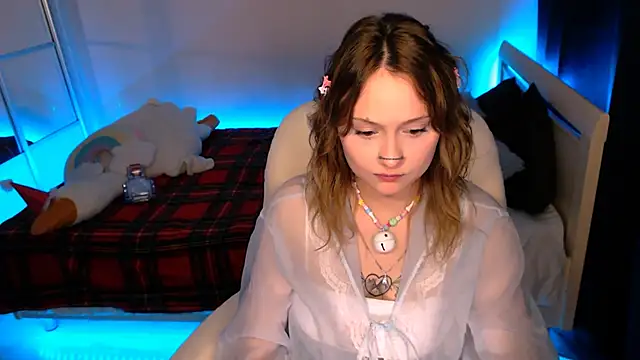Snapshot of MariaMango chatting on 12.24.24 MariaMango online show from 12.24.24