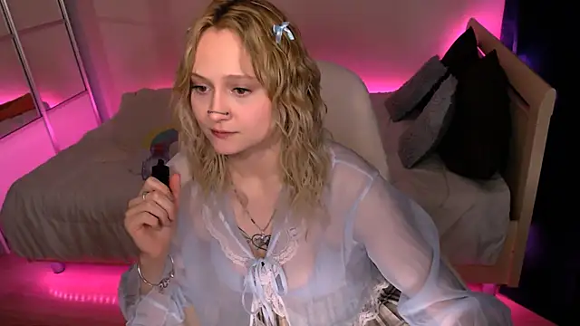 Snapshot of MariaMango chatting on 01.03.25 MariaMango online show from 01.03.25
