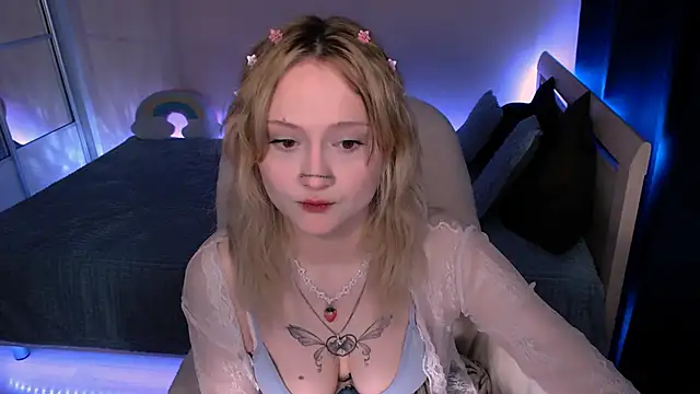 Snapshot of MariaMango chatting on 01.11.25 MariaMango online show from 01.11.25