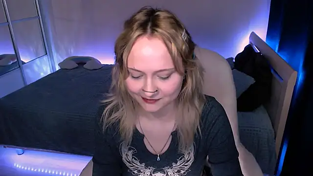 Snapshot of MariaMango chatting on 01.15.25 MariaMango online show from 01.15.25