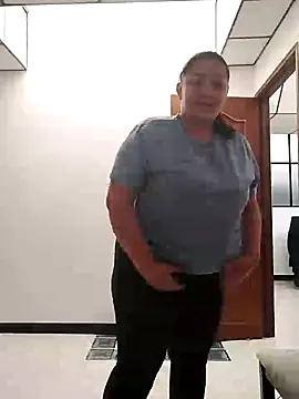 Snapshot of antoniamoreno82 chatting on 12.24.24 antoniamoreno82 online show from 12.24.24