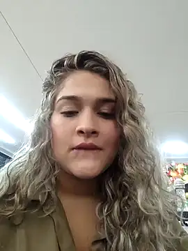 Snapshot of Sara_smiiith211 chatting on 12.11.24 Sara smiiith211 online show from 12.11.24