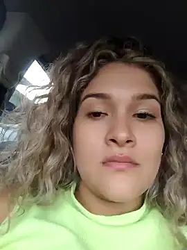 Snapshot of Sara_smiiith211 chatting on 12.13.24 Sara smiiith211 online show from 12.13.24