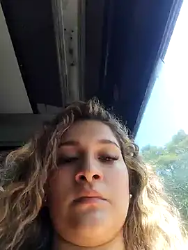 Snapshot of Sara_smiiith211 chatting on 01.18.25 Sara smiiith211 online show from 01.18.25