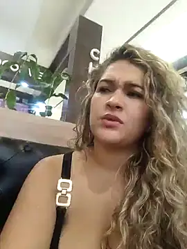 Snapshot of Sara_smiiith211 chatting on 01.26.25 Sara smiiith211 online show from 01.26.25