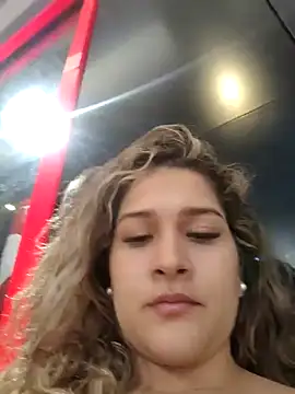 Snapshot of Sara_smiiith211 chatting on 01.26.25 Sara smiiith211 online show from 01.26.25