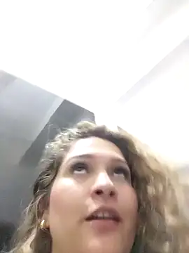 Snapshot of Sara_smiiith211 chatting on 02.08.25 Sara smiiith211 online show from 02.08.25