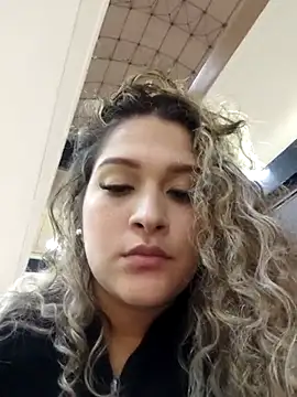 Snapshot of Sara_smiiith211 chatting on 02.22.25 Sara smiiith211 online show from 02.22.25