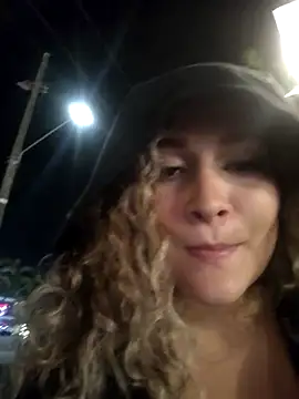 Snapshot of Sara_smiiith211 chatting on 02.23.25 Sara smiiith211 online show from 02.23.25