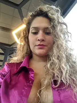 Snapshot of Sara_smiiith211 chatting on 03.09.25 Sara smiiith211 online show from 03.09.25