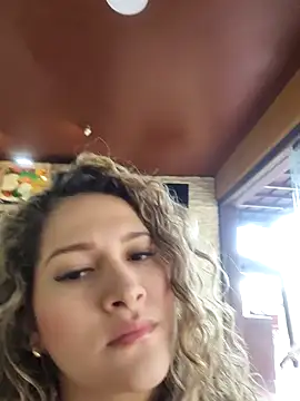 Snapshot of Sara_smiiith211 chatting on 03.12.25 Sara smiiith211 online show from 03.12.25