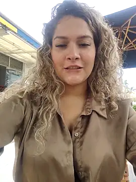 Snapshot of Sara_smiiith211 chatting on 03.13.25 Sara smiiith211 online show from 03.13.25