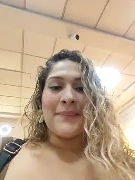 Snapshot of Sara_smiiith211 chatting on 03.16.25 Sara smiiith211 online show from 03.16.25