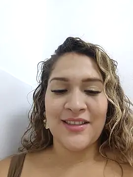 Snapshot of Sara_smiiith211 chatting on 03.16.25 Sara smiiith211 online show from 03.16.25