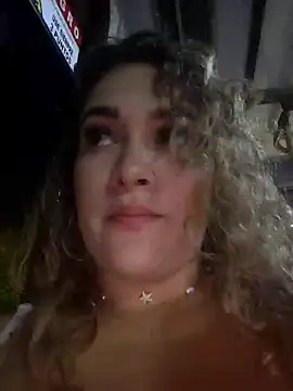 Snapshot of Sara_smiiith211 chatting on 10.23.25 Sara smiiith211 online show from 10.23.25