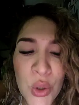 Snapshot of Sara_smiiith211 chatting on 10.26.25 Sara smiiith211 online show from 10.26.25