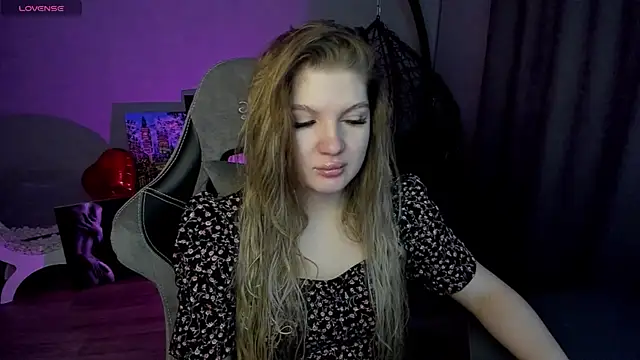 lily williamss online show from 02.07.25