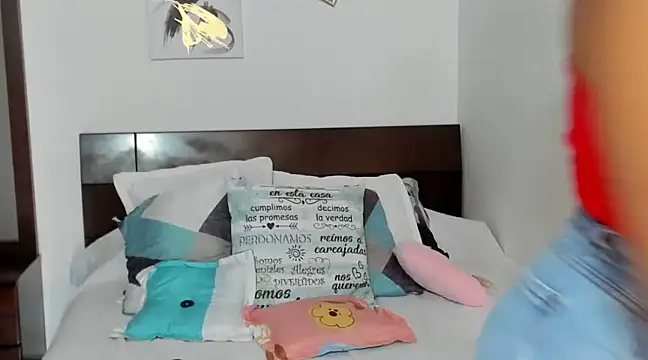 EmilyPeytonn online show from 01.20.25