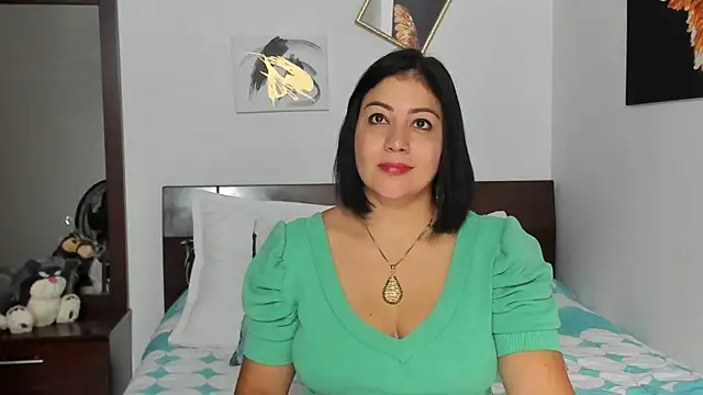 EmilyPeytonn online show from 01.29.25