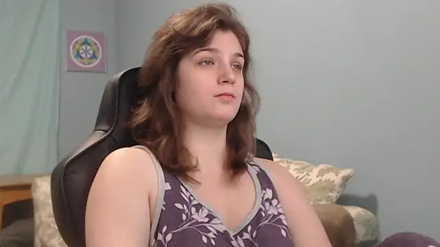 Snapshot of TreeJeanne chatting on 12.10.24 TreeJeanne online show from 12.10.24