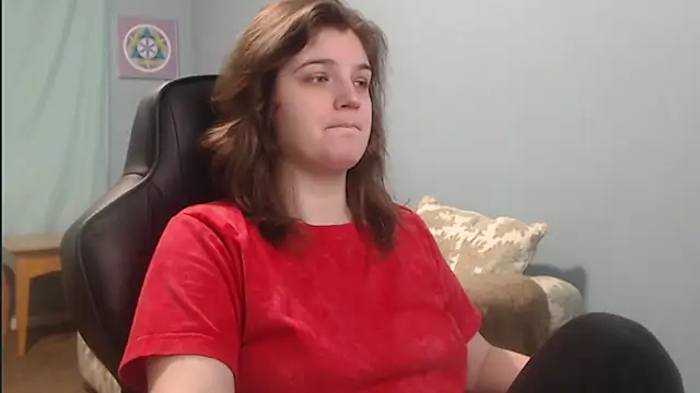 Snapshot of TreeJeanne chatting on 12.14.24 TreeJeanne online show from 12.14.24