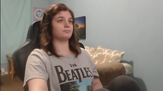 Snapshot of TreeJeanne chatting on 12.15.24 TreeJeanne online show from 12.15.24