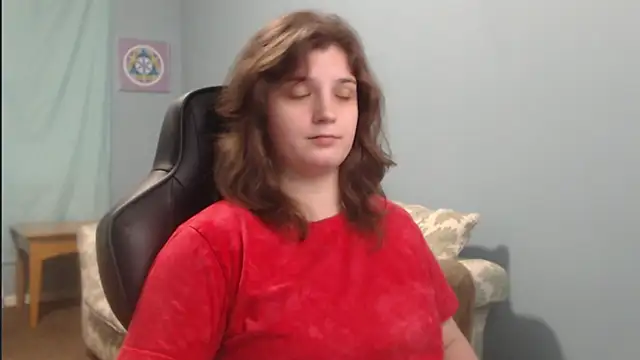 Snapshot of TreeJeanne chatting on 12.19.24 TreeJeanne online show from 12.19.24