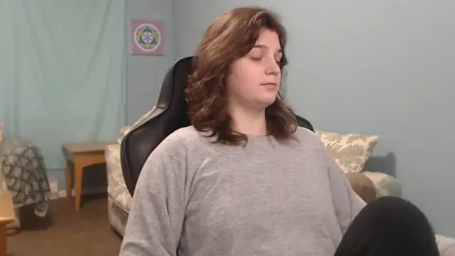 Snapshot of TreeJeanne chatting on 12.23.24 TreeJeanne online show from 12.23.24