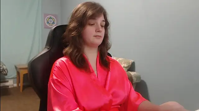 Snapshot of TreeJeanne chatting on 02.03.25 TreeJeanne online show from 02.03.25