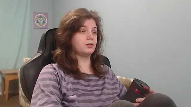 Snapshot of TreeJeanne chatting on 02.16.25 TreeJeanne online show from 02.16.25