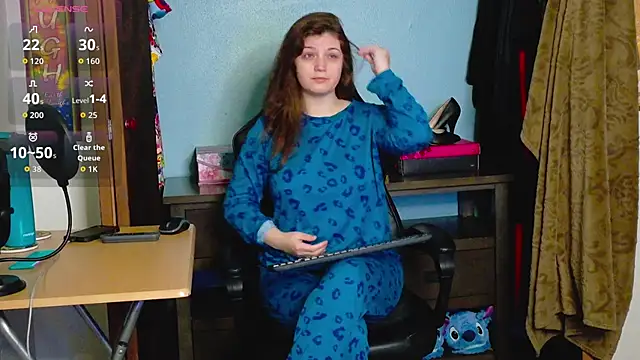 TreeJeanne online show from 11.13.25