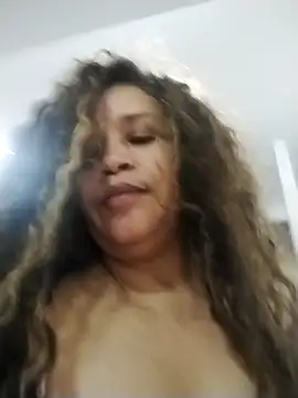 Alma Sexyy online show from 10.15.25