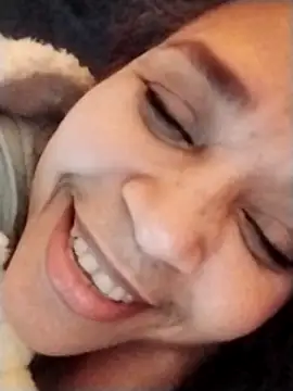 Alma Sexyy online show from 11.26.25