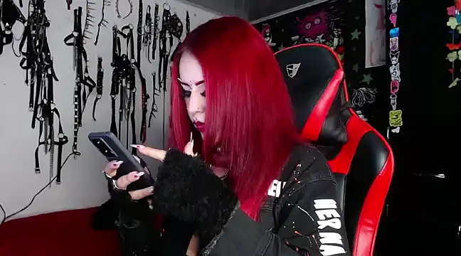 jannaink  online show from 12.17.24