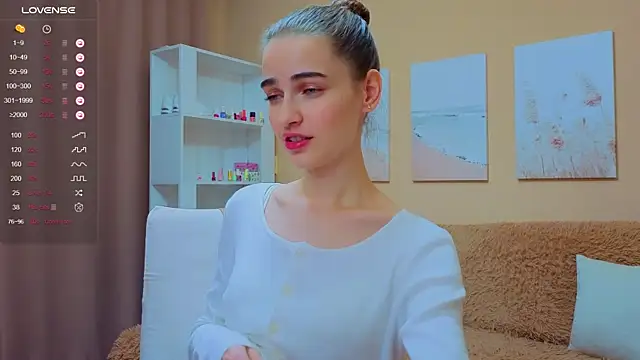 AstoriyaNight online show from 09.26.25