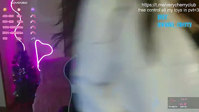 cherry crushhh online show from 01.30.25