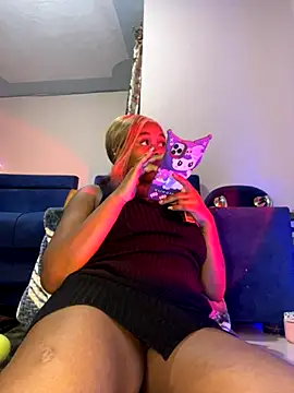 Cherrytowild online show from 10.13.25