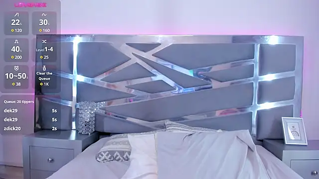 NinnaVous online show from 01.07.25