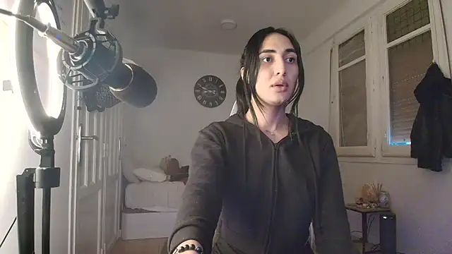 alice jhonson  online show from 01.08.26