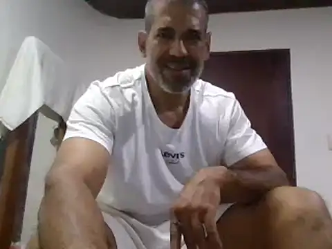 Snapshot of jackbigcock11 chatting on 01.22.25 jackbigcock11 online show from 01.22.25